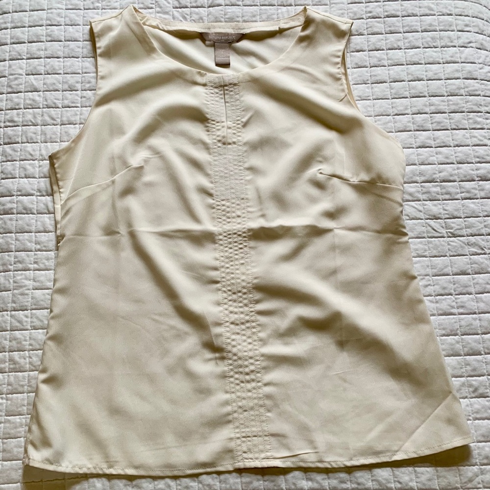 Banana Republic Sleeveless Blouse